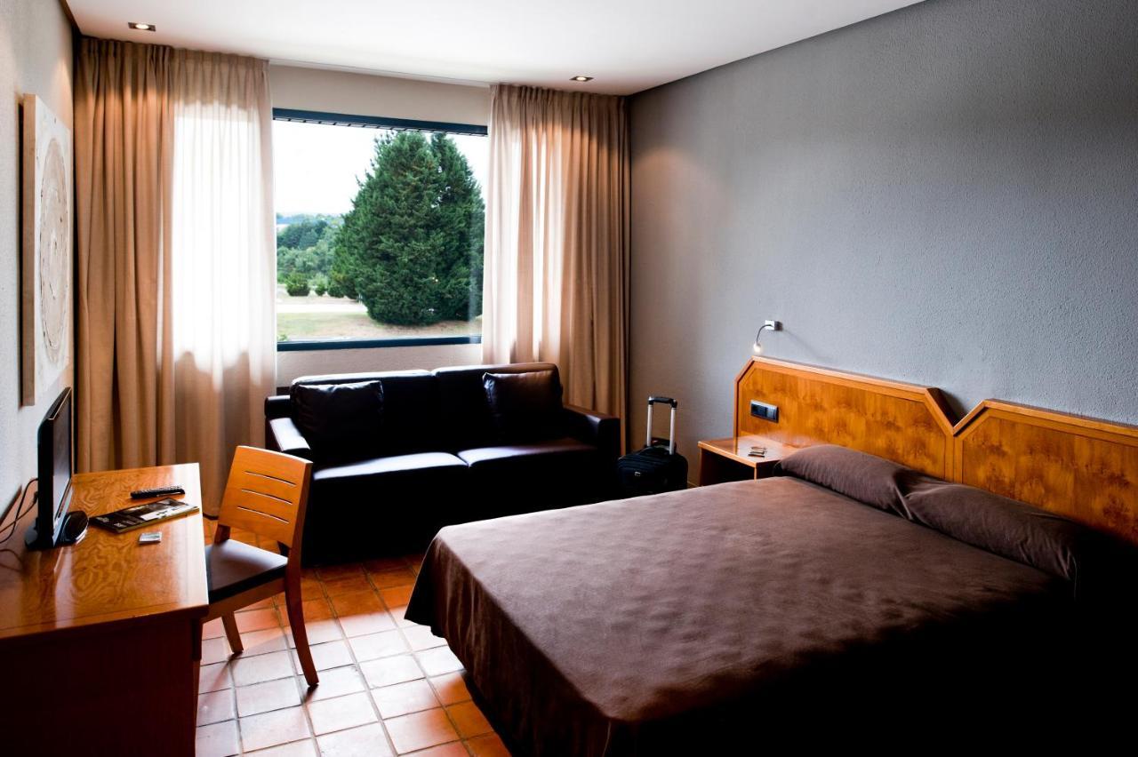 As Hoteles Altube Zuia Exteriör bild